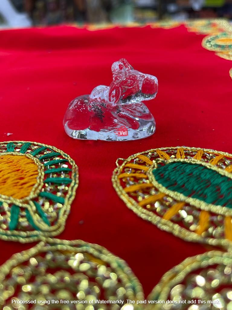 Glass Idol of Nandhi N.25