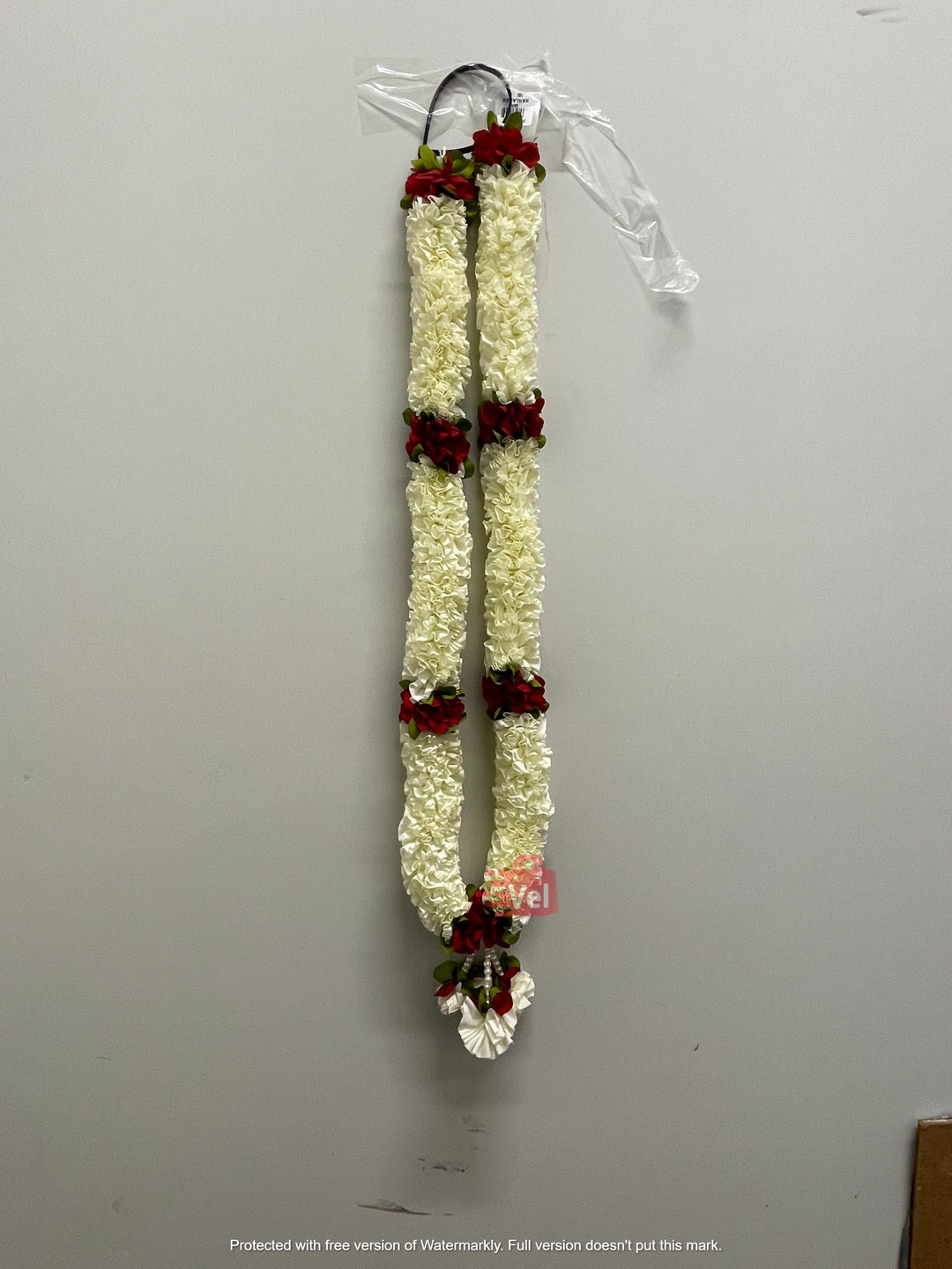 Artificial Garland