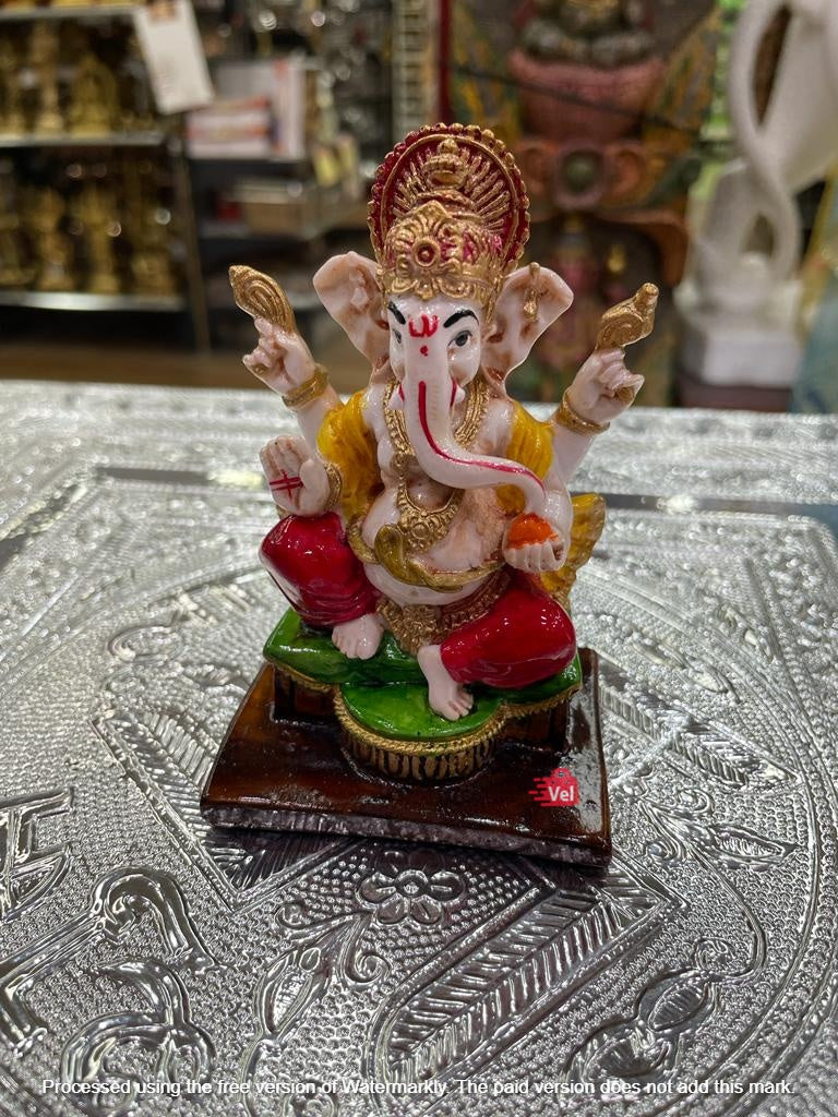 Car Dashboar Idol of God Ganesh s