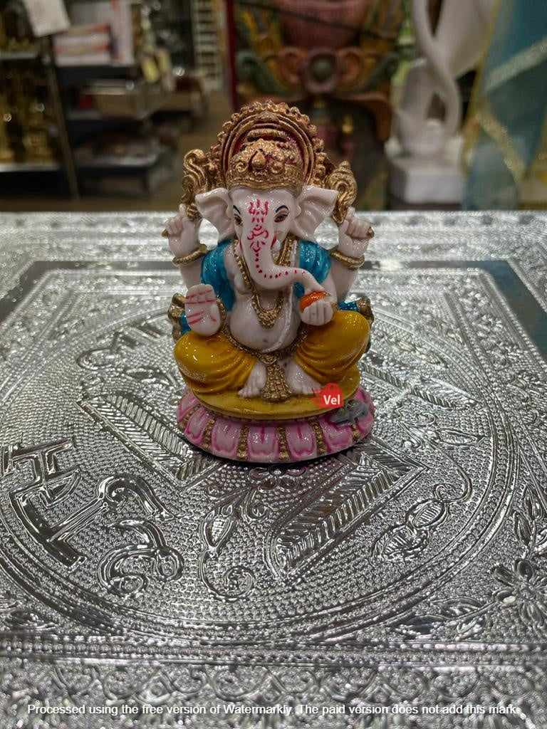 Car Dashboar Idol of God Ganesh ML56