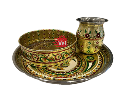 Karwa Chauth Puja Set – Golden Thali, Mitti Karwa & Channi | Elegant Vrat Kit
