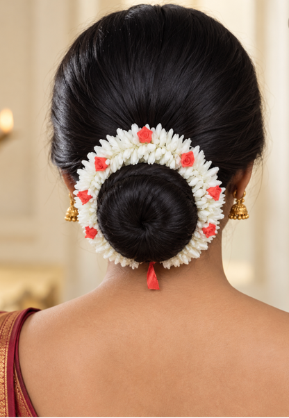 Fresh Kondai/Hair Malai (Pre- order 2 weeks before) Flowers for Hair