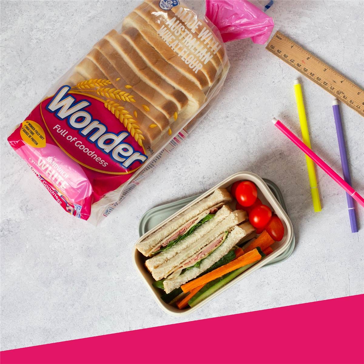 Wonder White Bread Vitamins & Minerals Sandwich 700g