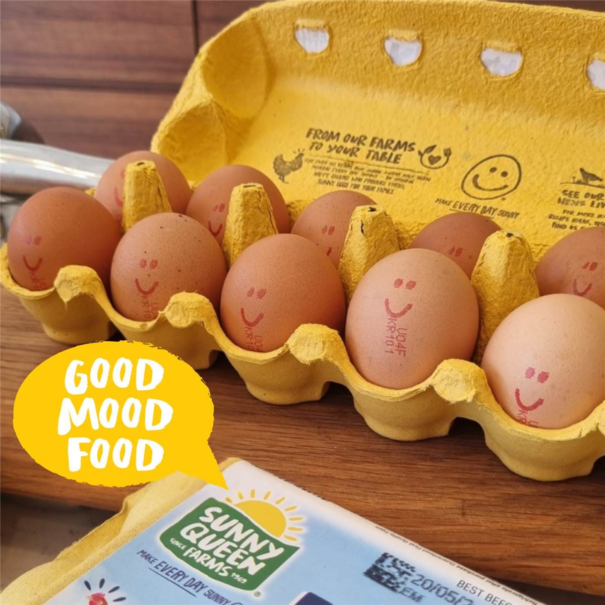 Sunny Queen 12 Pack Jumbo Free Range Eggs 800g